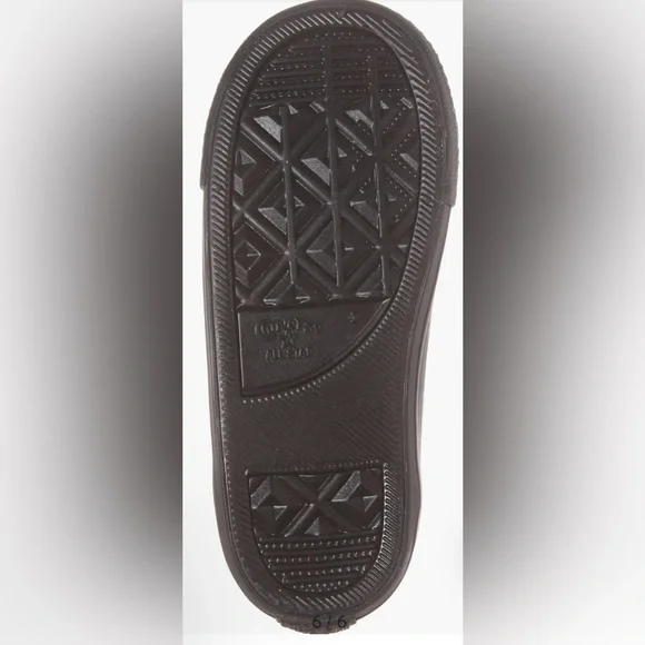 Chuck Taylor® All Star® Converse Iridescent Leather Low Top Sneaker | NEW!!!💜 - Picture 5 of 11